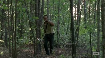 Tobin, they're breaking off. - The Walking Dead