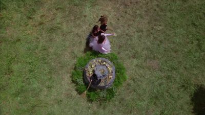 -Todas estão bem?
-Muito cedo para dizer. - Charmed