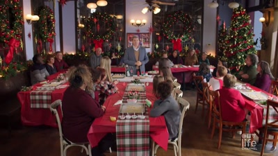 Today, we are going to be
decorating Christmas cookies - A Brush with Christmas