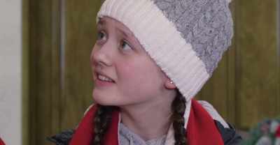 Today, you are Kirra, the
Christmas elf. - The Key to Christmas