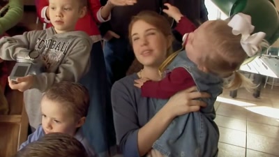 (toddler fussing) - Shiny Happy People: Duggar Family Secrets