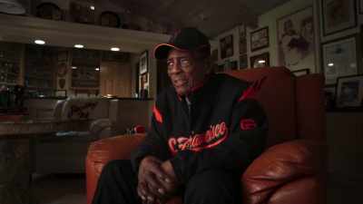 Todos passaram a jogar juntos, - Say Hey, Willie Mays!