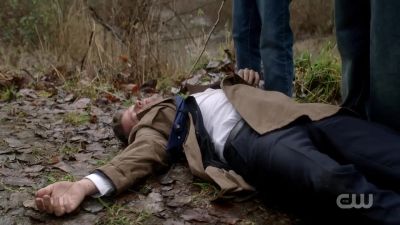 Told you I found a body. - Supernatural