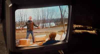 - Tom was behind the boxes
ready to pump the blood - George A. Romero's Resident Evil