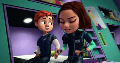 [Tom hums] - Spy Kids: Mission Critical