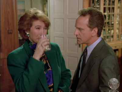 Tom Jarrow's a nice
man. He likes you. - Murder, She Wrote