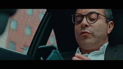Tom, let's put some music on.
I'm getting depressed. - Take Us Home: Leeds United
