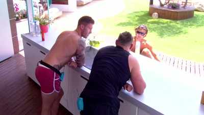 TOM: Malin and Terry - Love Island