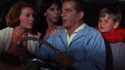 Tom, please. Stop the car. - Hot Rods to Hell