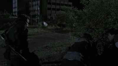 Tom! We need to wait
for the signal! - Falling Skies