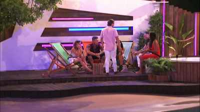 TOM: Yeah, Tel, definitely
two tens in the building,
man. - Love Island