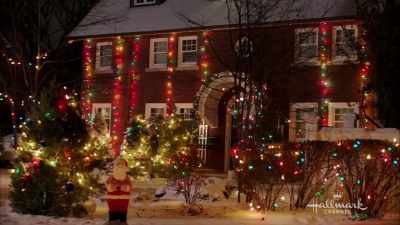 (Tom)'You're welcome.' - Christmas Connection