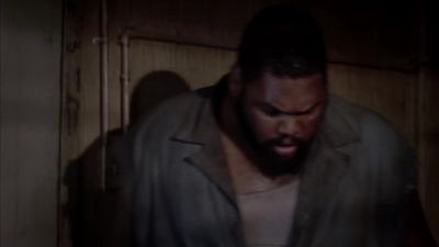 Tomas:
Get him! - The Walking Dead