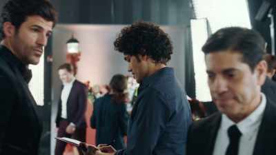 Tomas, um, look.
I'm going to change, - Well Suited For Christmas