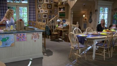 - Tommy did it again.
- What? - Fuller House