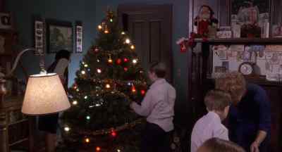 Tommy, where did you get that?
Oh, you're all sticky. - Rudy