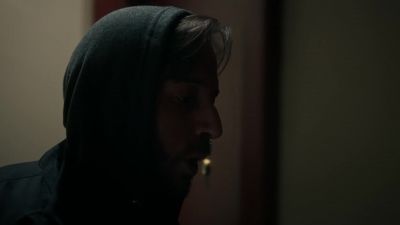 Tommy, open up.
It's Dale. I made it. - The Equalizer