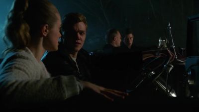 Tommy, promise me you won't go too fast. - DC's Legends of Tomorrow