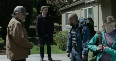 Tomorrow'll be a full day, so I'll
just leave you two to get settled in. - Leave No Trace