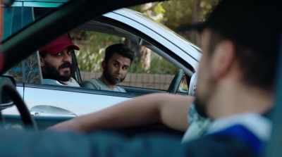 Tomorrow's it, mate.
Otherwise the deal's off, yeah? - Australian Gangster
