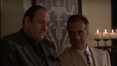 Ton', you give
this guy a golf club, - The Sopranos