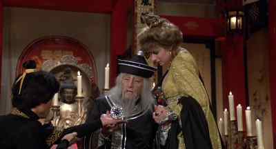 Tong,
take this to ismail. - The Fiendish Plot of Dr  Fu Manchu