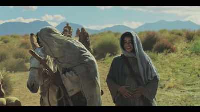 [tongue clicking] - Christmas with The Chosen: Holy Night