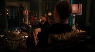[Toni] Babe, are you okay? - Riverdale
