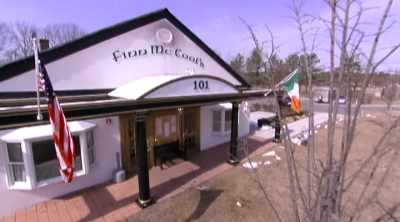 TONIGHT, GORDON HEADS
TO THE HAMPTONS - Kitchen Nightmares
