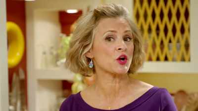 Tonight, I'll be preparing
a dinner with all the frills - At Home with Amy Sedaris
