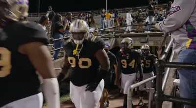 Tonight, it is the old-fashioned
cross-town rivalry - Algiers, America