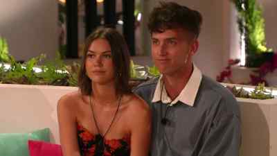Tonight, one islander
will be dumped from the villa. - Love Island Australia
