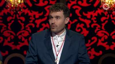 Tonight, our contestants
have been asked to bring in - Taskmaster