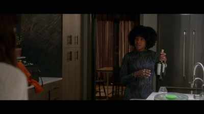 - Tonight?
- Yeah. There's this new club - Why Women Kill