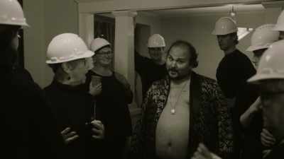 Tony! Corey! You guys made it. - Salesmen