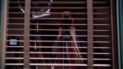 Tony, get out of there! - NCIS