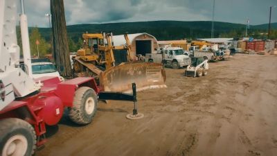 Tony needs to add
three inches to each - Gold Rush
