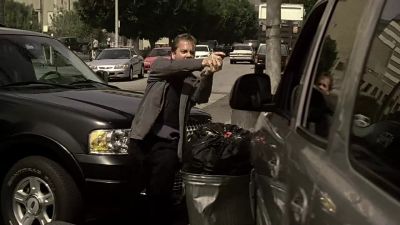 Tony, put the gun on the dash! - 24