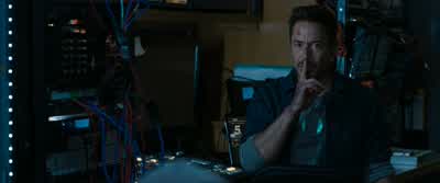 Mom I need to call you back Something magical is happeningTony Stark is in my van Keep it down - Iron Man 3