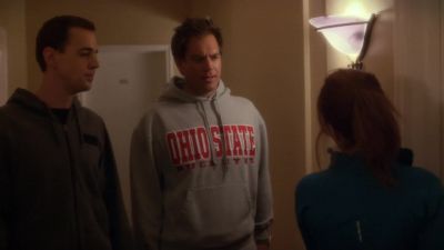 Tony, why don't you
pick up the salads. - NCIS