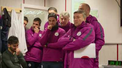 Too big to drop two points
in the last moment. - All or Nothing: Manchester City