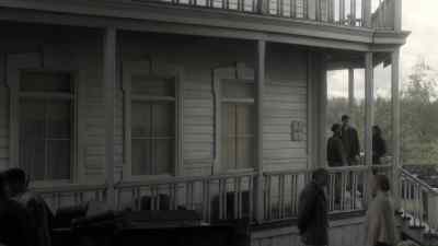 Too many visitors. - The Man in the High Castle