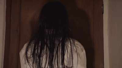- [Tooth Fairy] I'm sorry
I alarmed you before. - Tooth Fairy: Queen of Pain