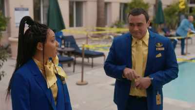 - Top of the evenin', darlin'!
- [chuckles] - Blindspotting
