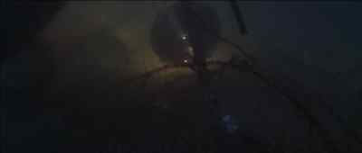 Topside, I have located
my work light. - Men of Honor