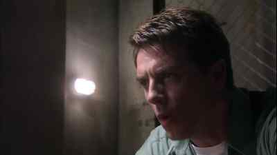 Toshiko, where the hell's Suzie?
And where's Gwen? - Torchwood
