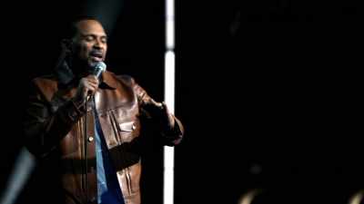 Tot spun că nu mai au principii. - Mike Epps: Ready to Sell Out
