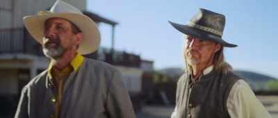 Town folks inside, - Gunfight at Rio Bravo