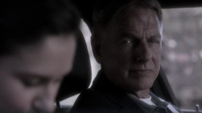[toy clicking, whirring] - NCIS