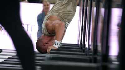 Trabalhei muito nisso, - Fittest on Earth: Retro/Active